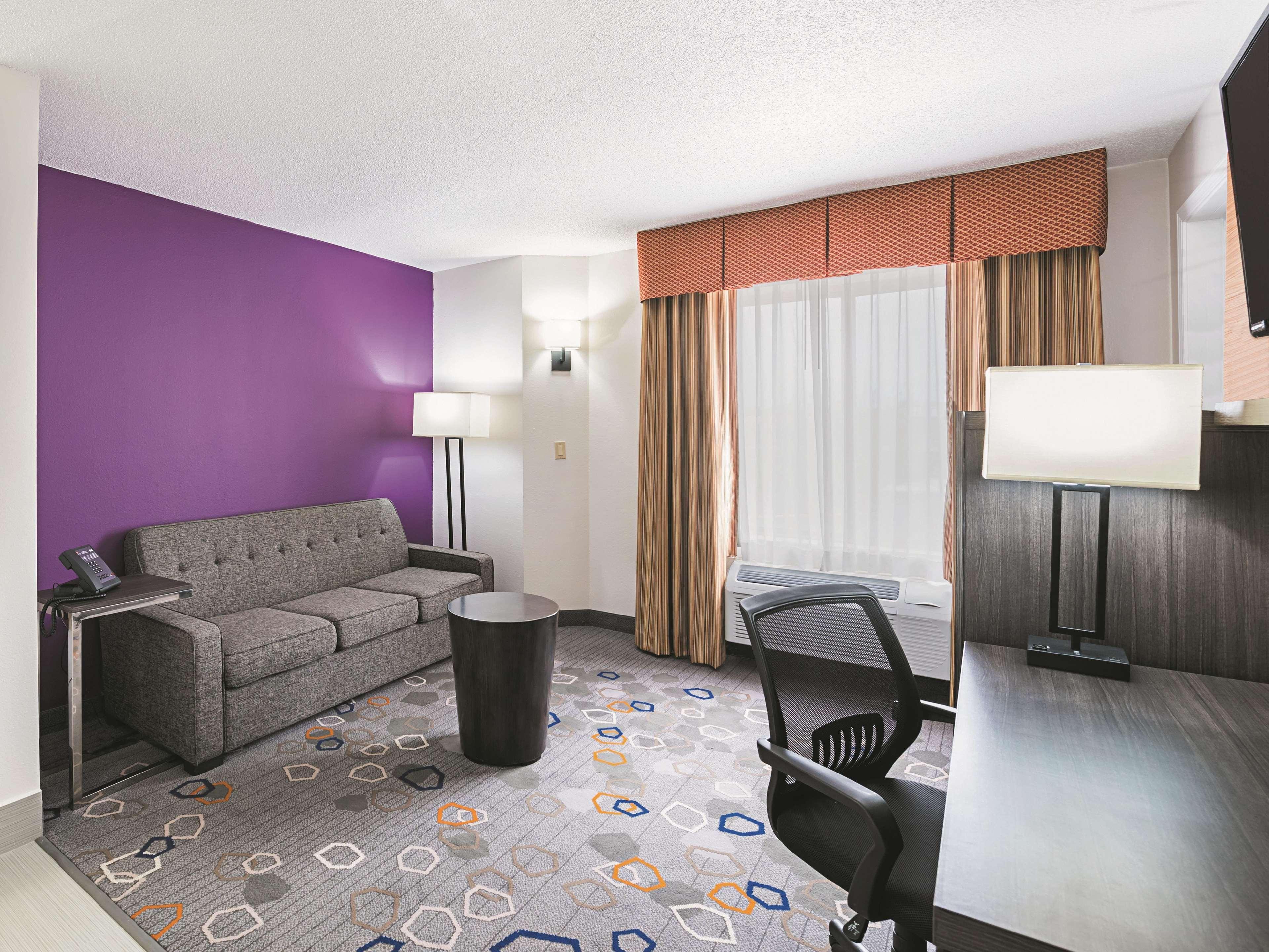 La Quinta By Wyndham Minneapolis Northwest Бруклин Парк Екстериор снимка