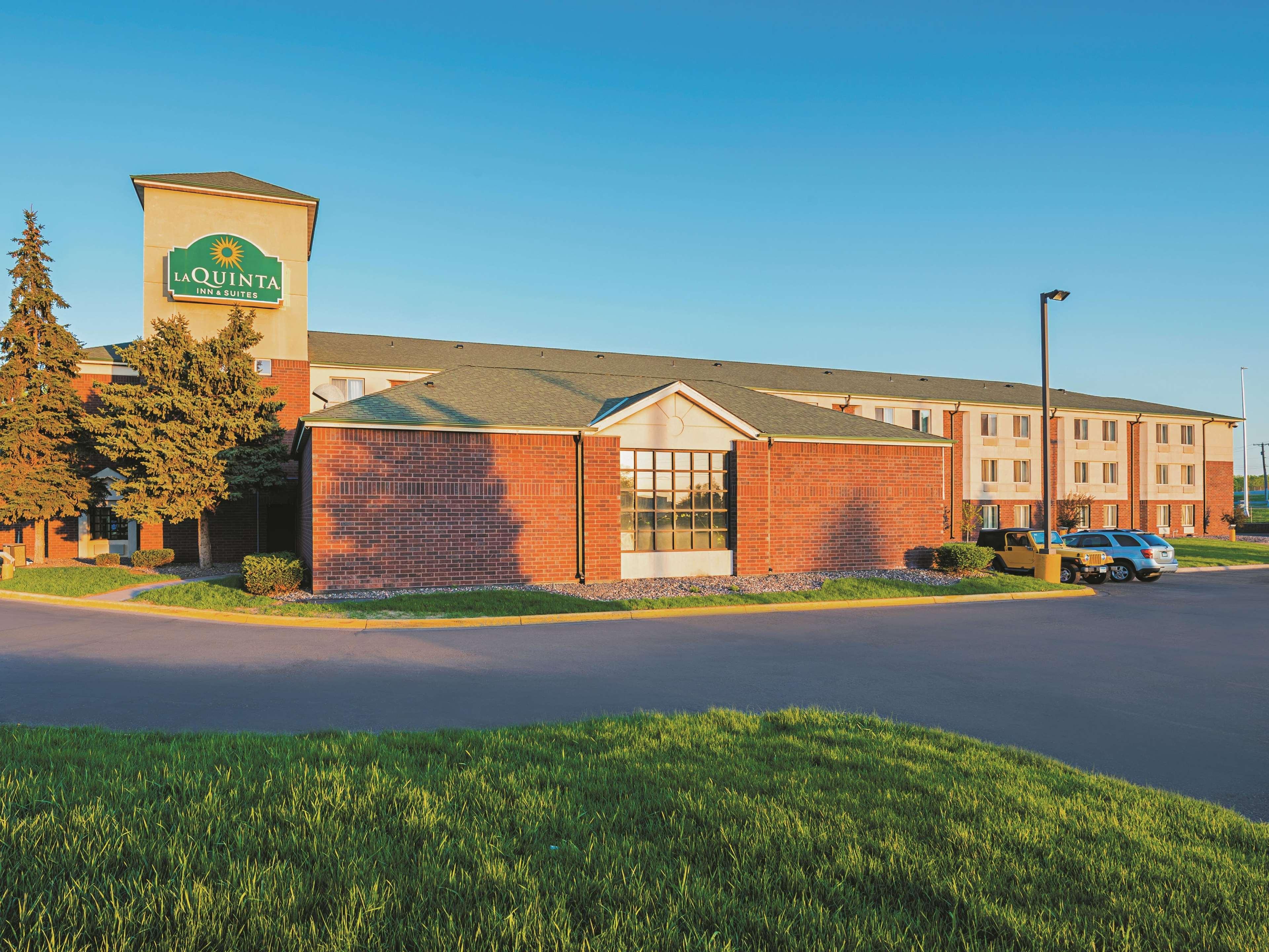 La Quinta By Wyndham Minneapolis Northwest Бруклин Парк Екстериор снимка